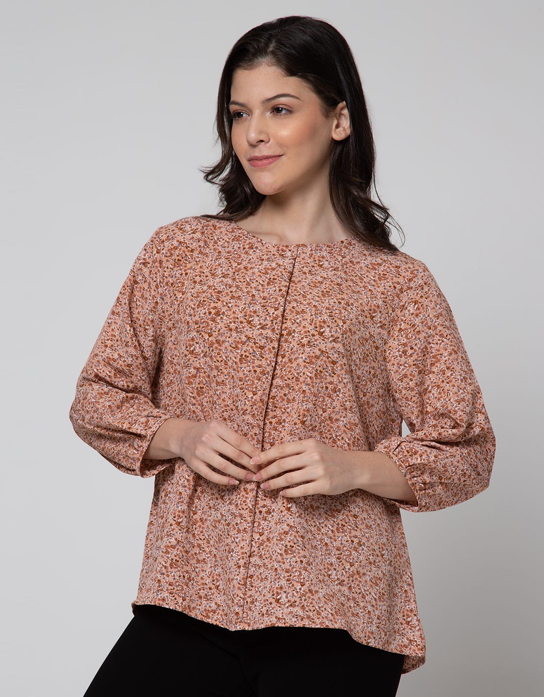 St. Yves Blouse Yoryu Wanita