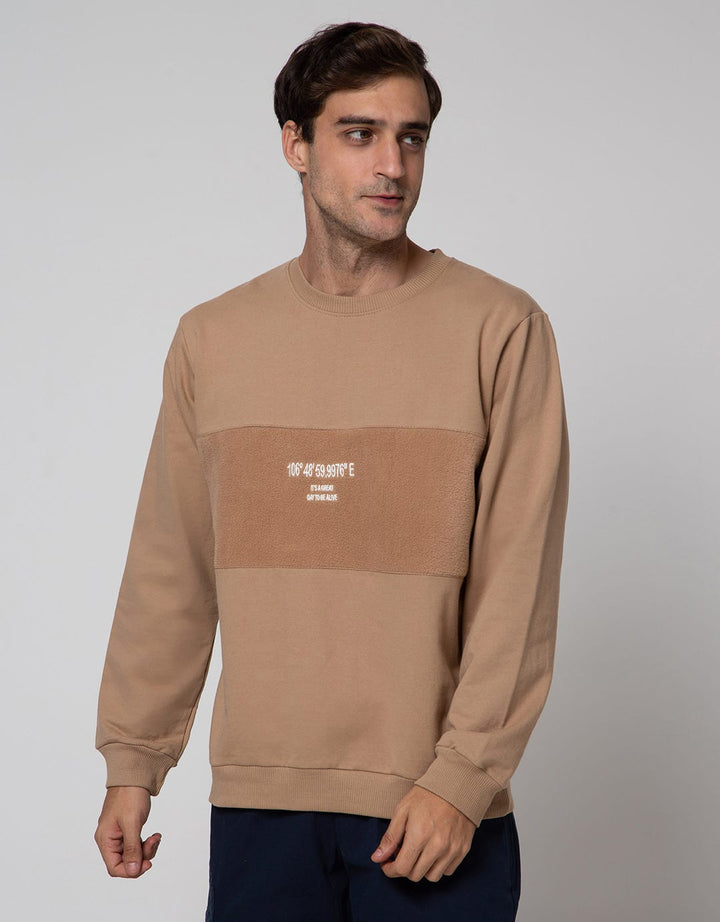 Details Sweatshirt Jumper Long Sleeve R Neck Cut N Sewn Towel