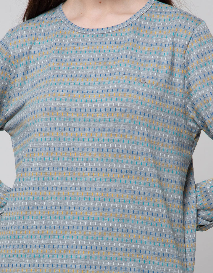 Connexion Sabrina Neck Kaos Wanita