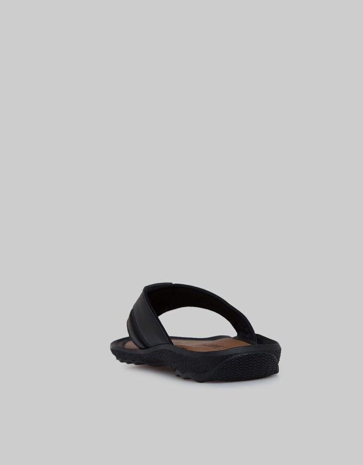 Watchout Sandals Button Design