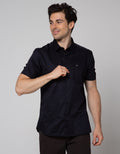 Johnwin Plain Logo Kemeja Formal Pria
