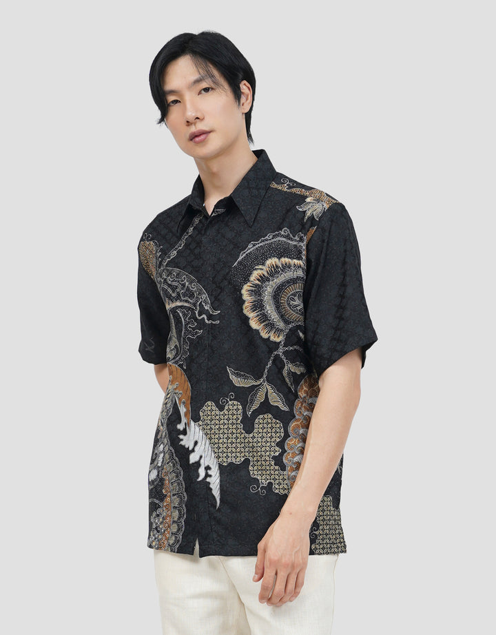 ARJUNA WEDA MODERN HEM BATIK REGULAR PRIA