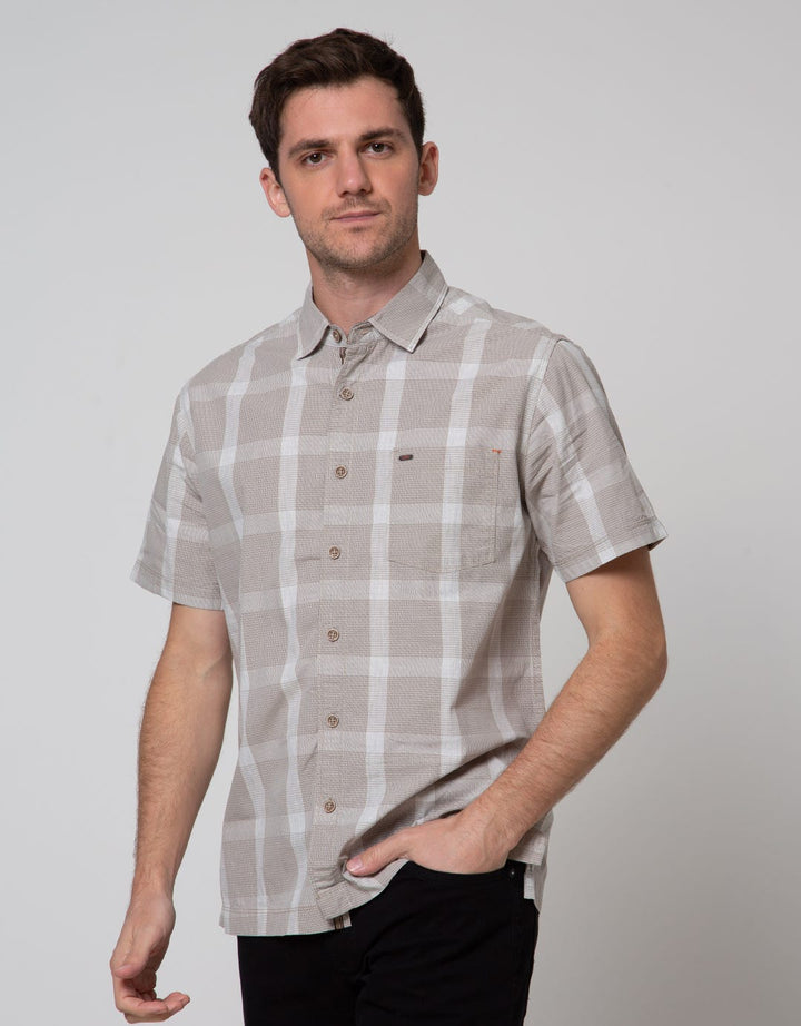 Cardinal Casual All Plaid Kemeja Pria