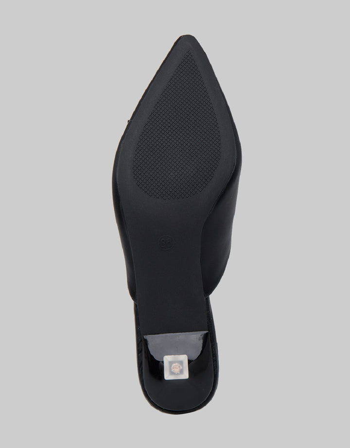 Connexion Mule Sandals Open Back Woman