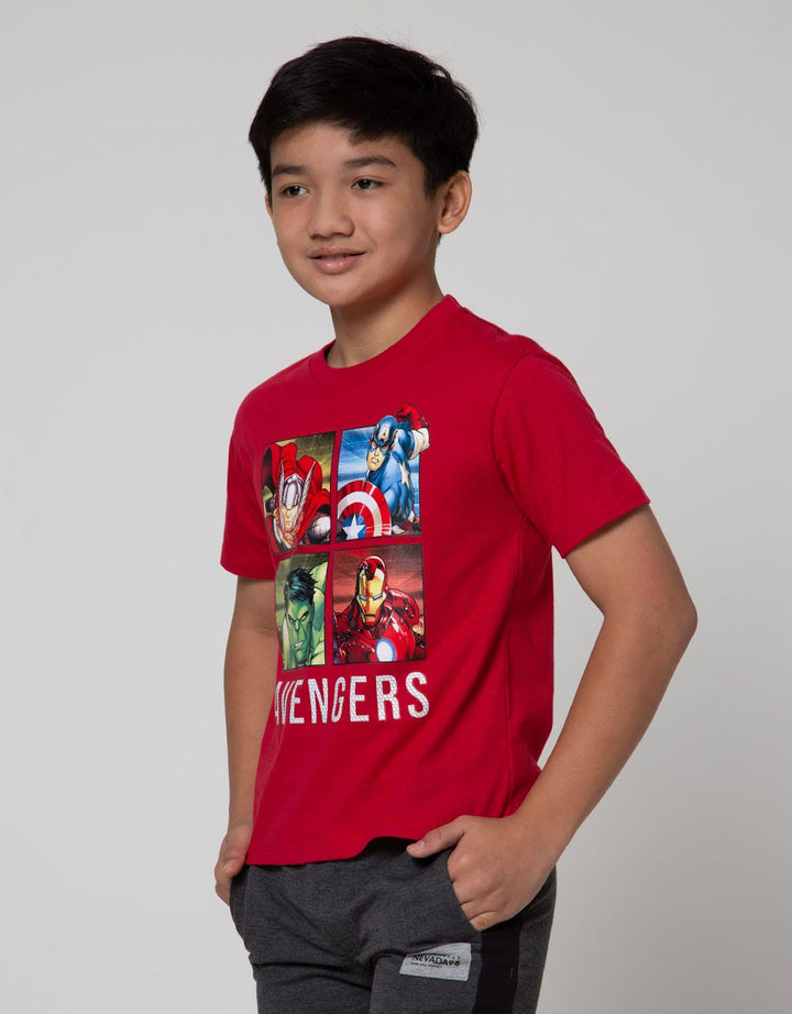 Marvel T-Shirt Avenger Kotak 4