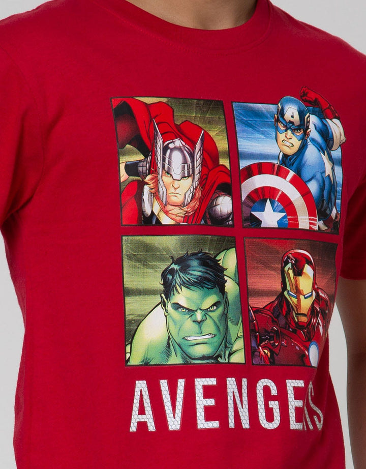 Marvel T-Shirt Avenger Kotak 4