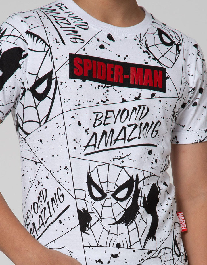 Marvel Short Sleeve T-Shirt Spiderman Beyond Amazing Comic
