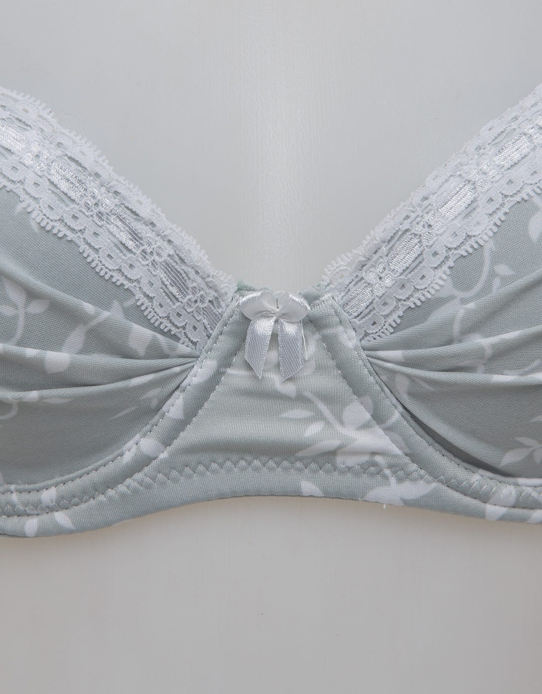 St. Yves Non Push Up Regular Bra Non Wire Bunga