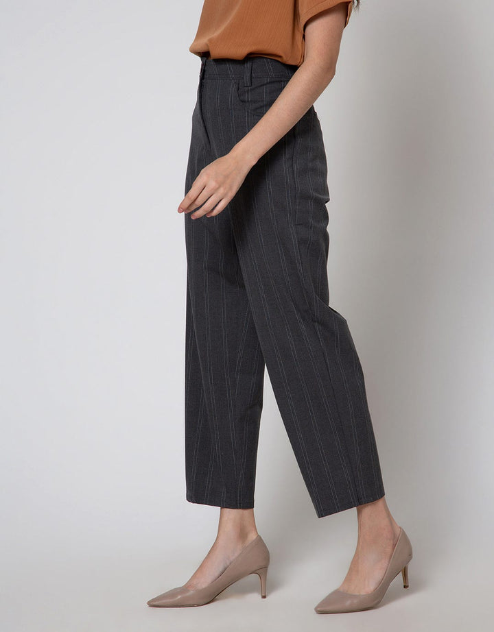 Cardinal Femme Celana Relax Pants