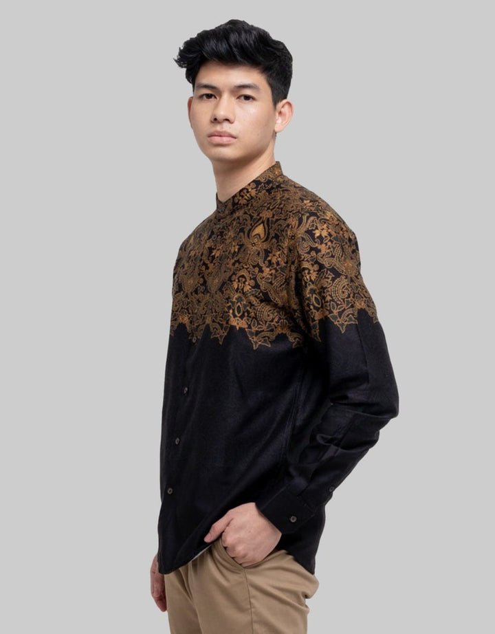 MOC Kemeja Shanghai Lengan Panjang Pria Vikrana Slim Fit