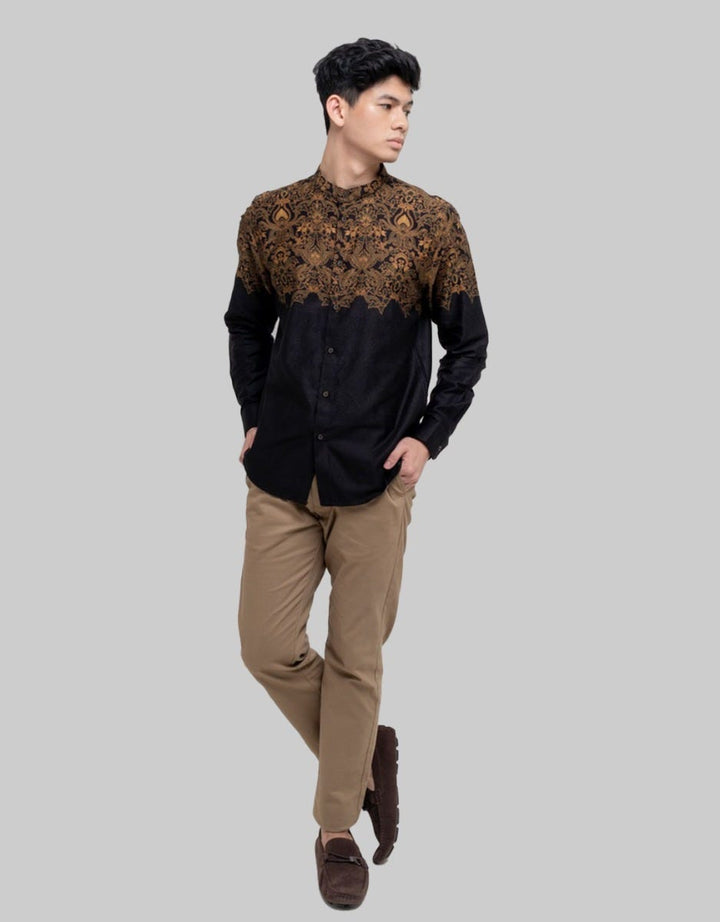 MOC Kemeja Shanghai Lengan Panjang Pria Vikrana Slim Fit