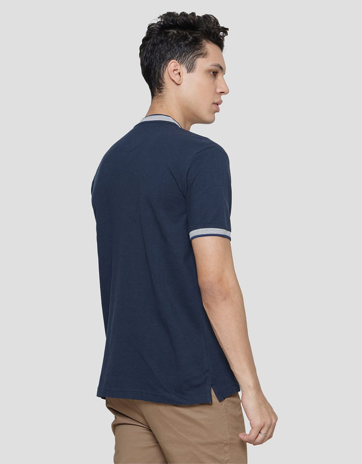 Cardinal Jeans Basic Casual Kaus Kerah Pria