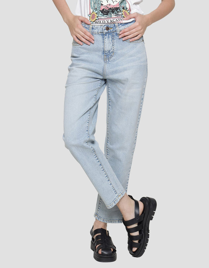 Dust Comfease Celana Straight Jeans Wanita
