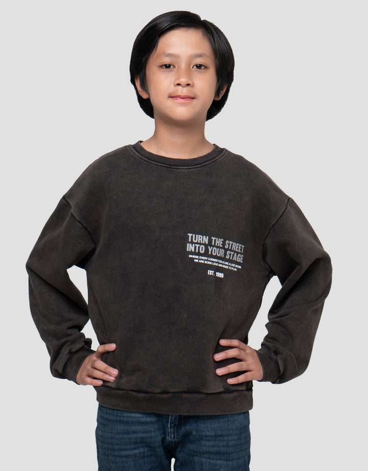 NEVADA TURN THE STREET SWEATER ANAK LAKI-LAKI