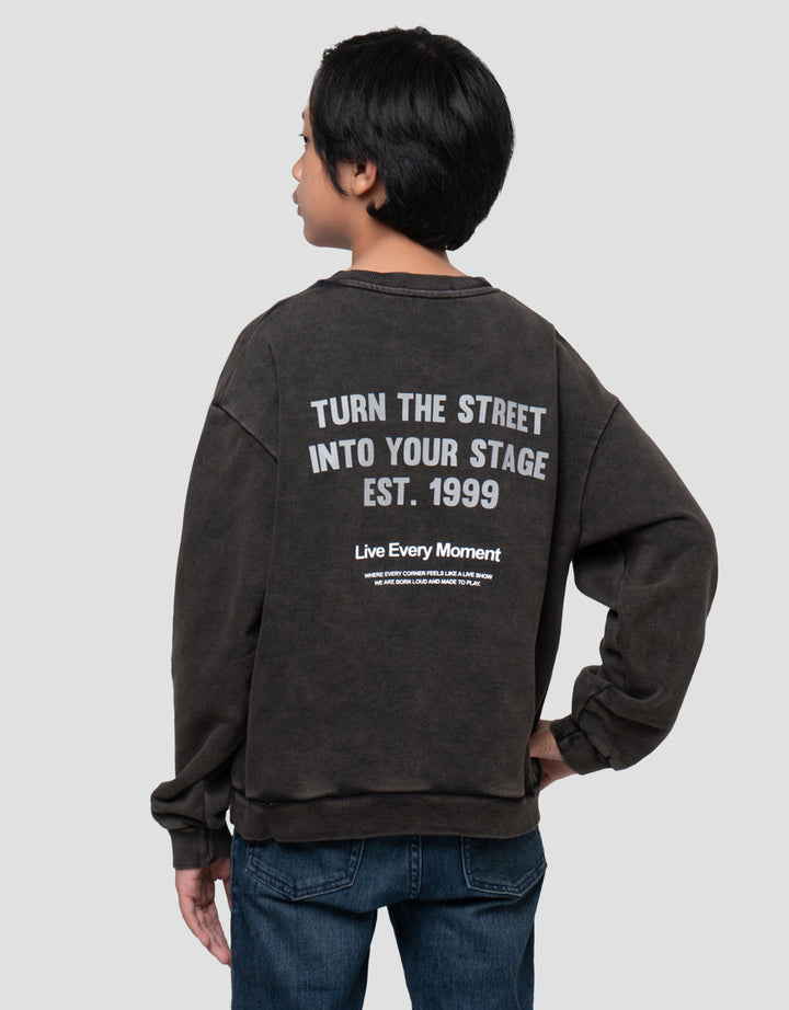 NEVADA TURN THE STREET SWEATER ANAK LAKI-LAKI