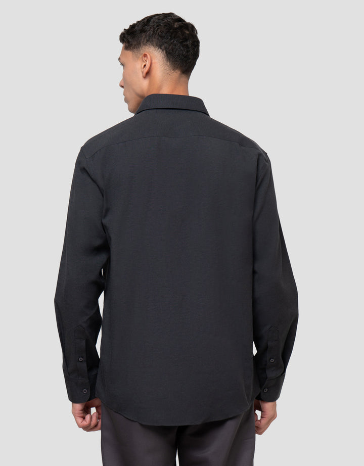 COLE SOLID TEXTURE KEMEJA LENGAN PANJANG PRIA