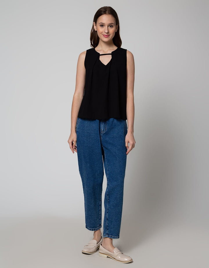 Details Elastic Waist Celana Denim Wanita