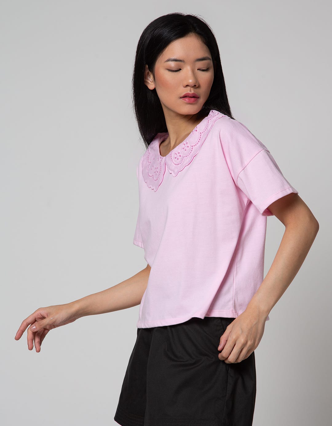 Details Blouse Jersey With Embro Applique At Peter Pan Co