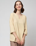 St. Yves Texture Knit Kaos Wanita