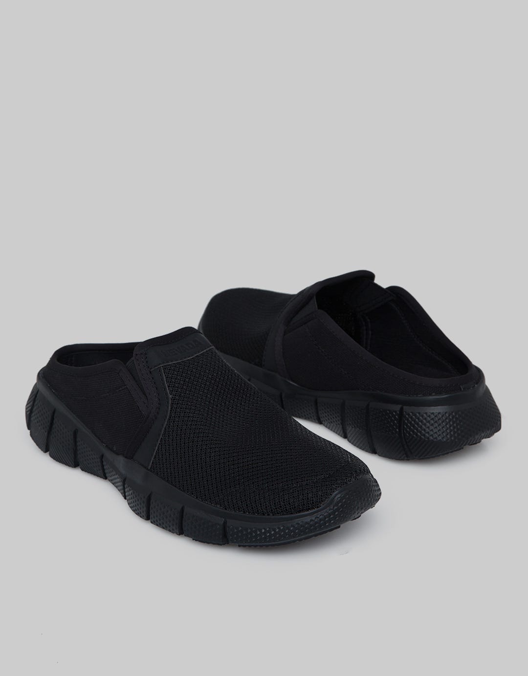 Nevada Mule Slip On Selop Pria