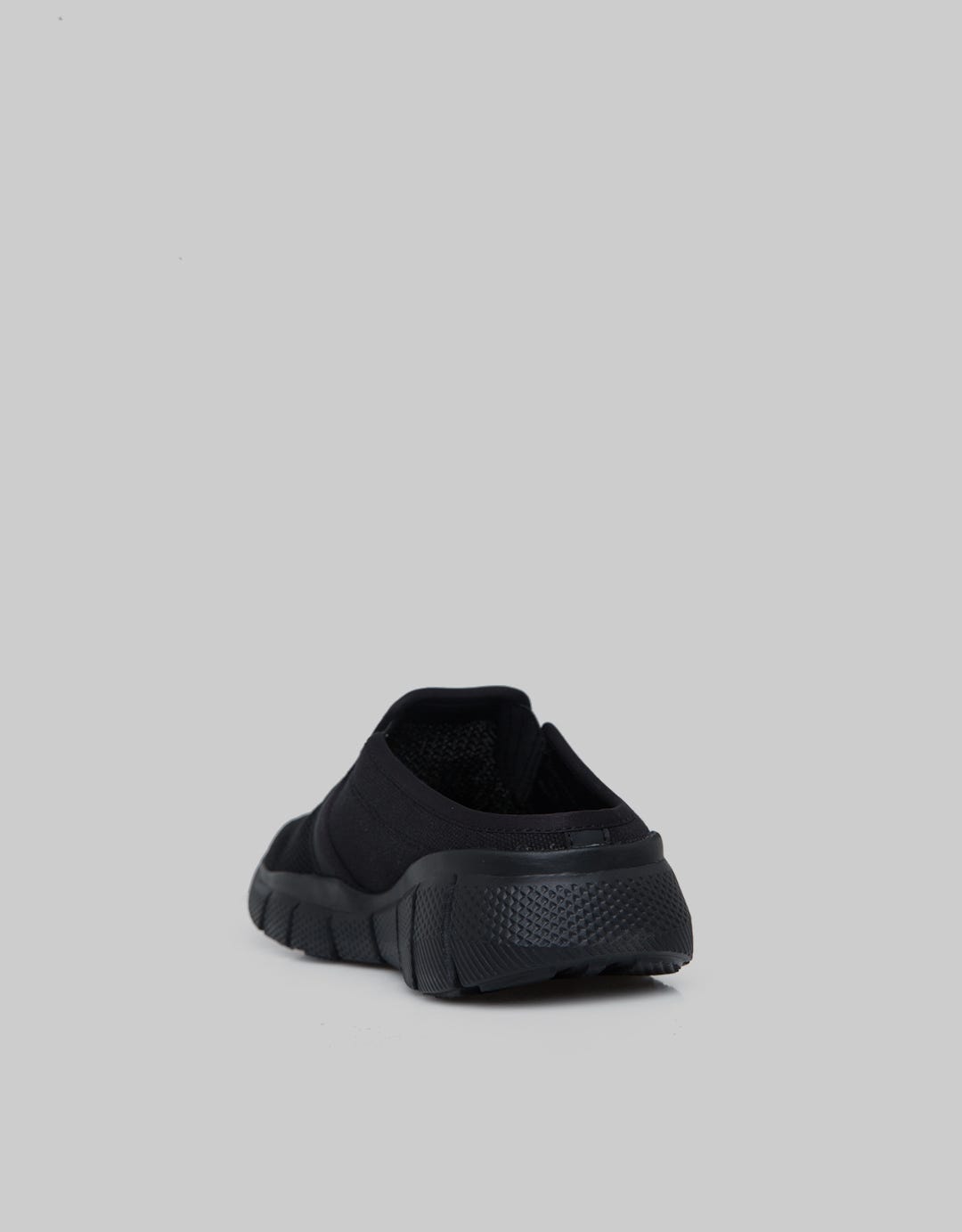 Nevada Mule Slip On Selop Pria