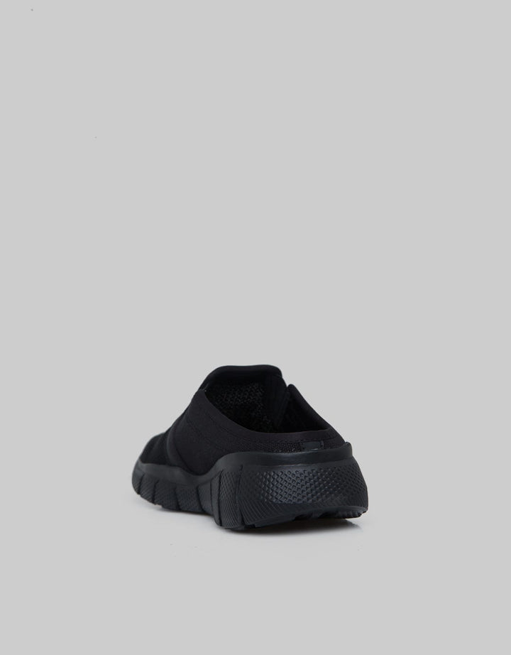Nevada Mule Slip On Selop Pria