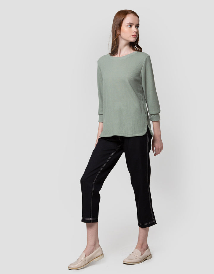 Connexion Waffle Plain Kaos Wanita
