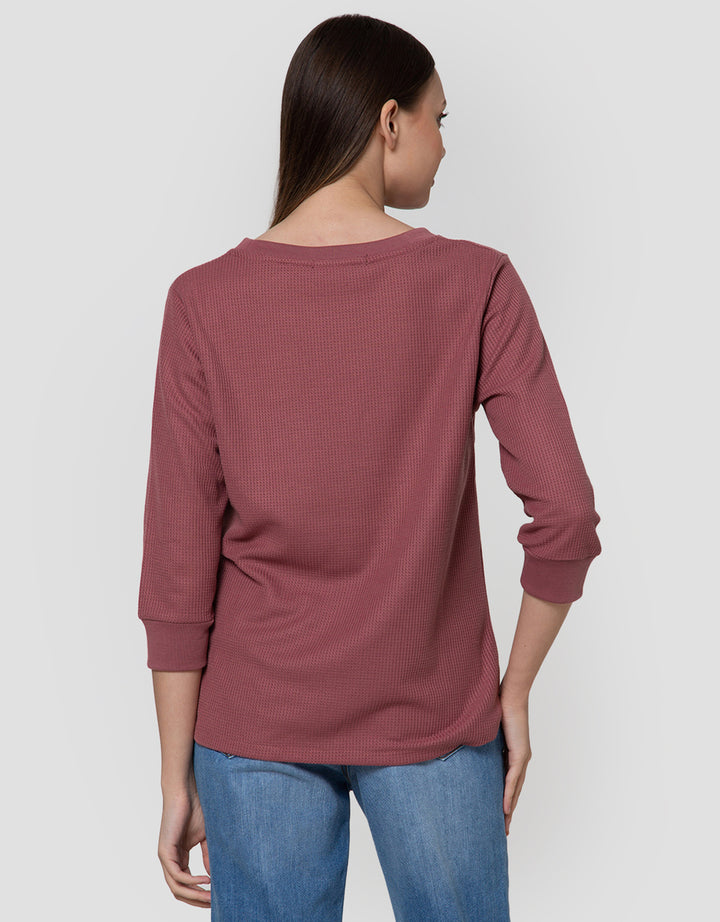 Connexion Waffle Plain Kaos Wanita