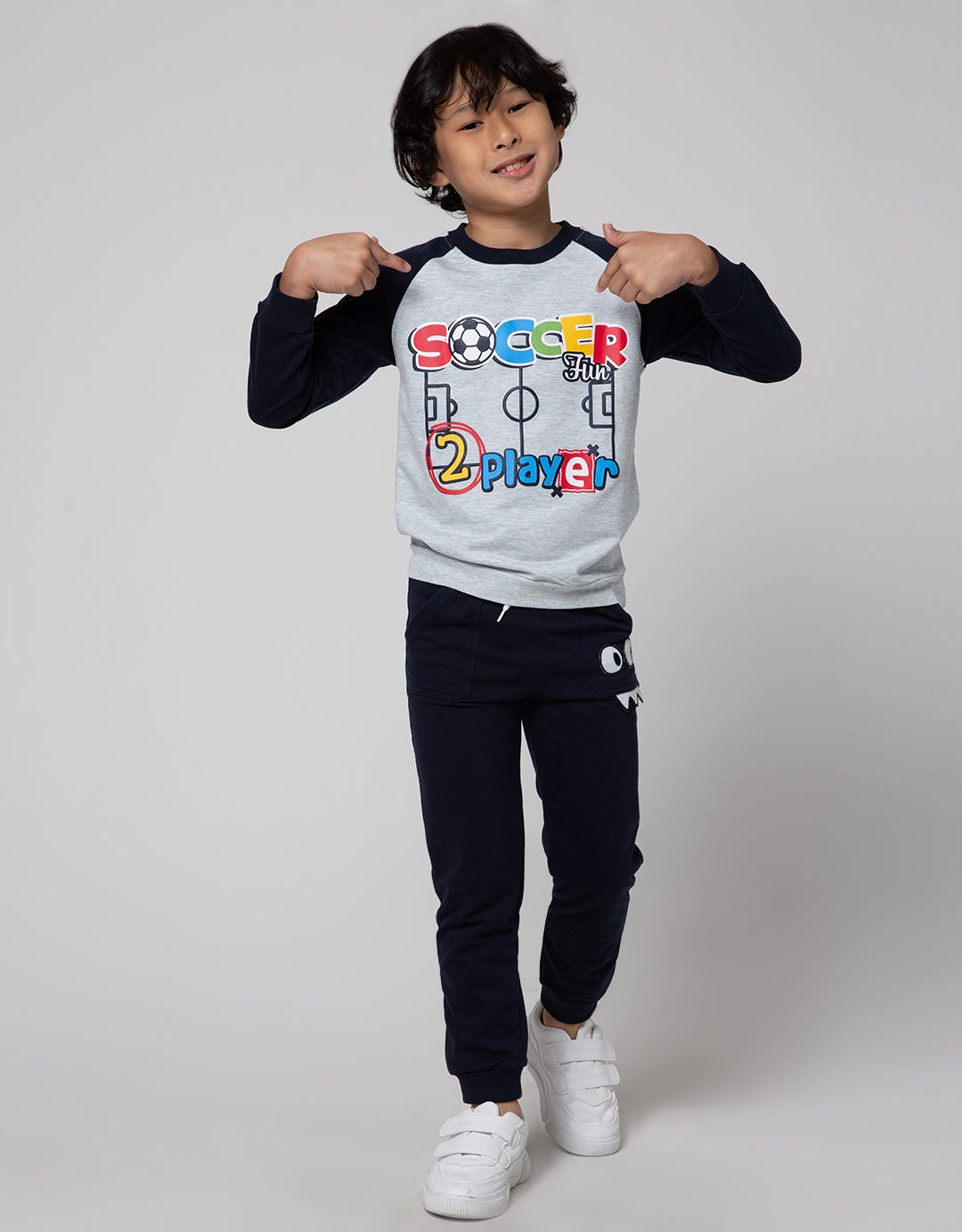 Little M Sweatshirt Raglan Soccer