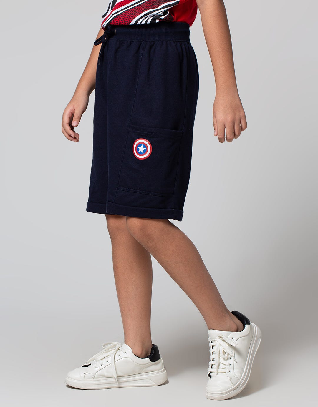 Marvel Celana Pendek Knit Avengers Logo Capt Amerika