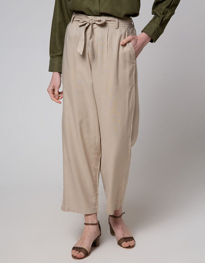 Geela Straight Leg Pants Stone