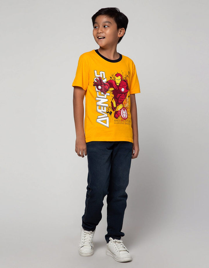 Marvel Short Sleeve T-Shirt Iron Man Fly