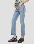 Dust Cropped Flare Celana Jeans Wanita