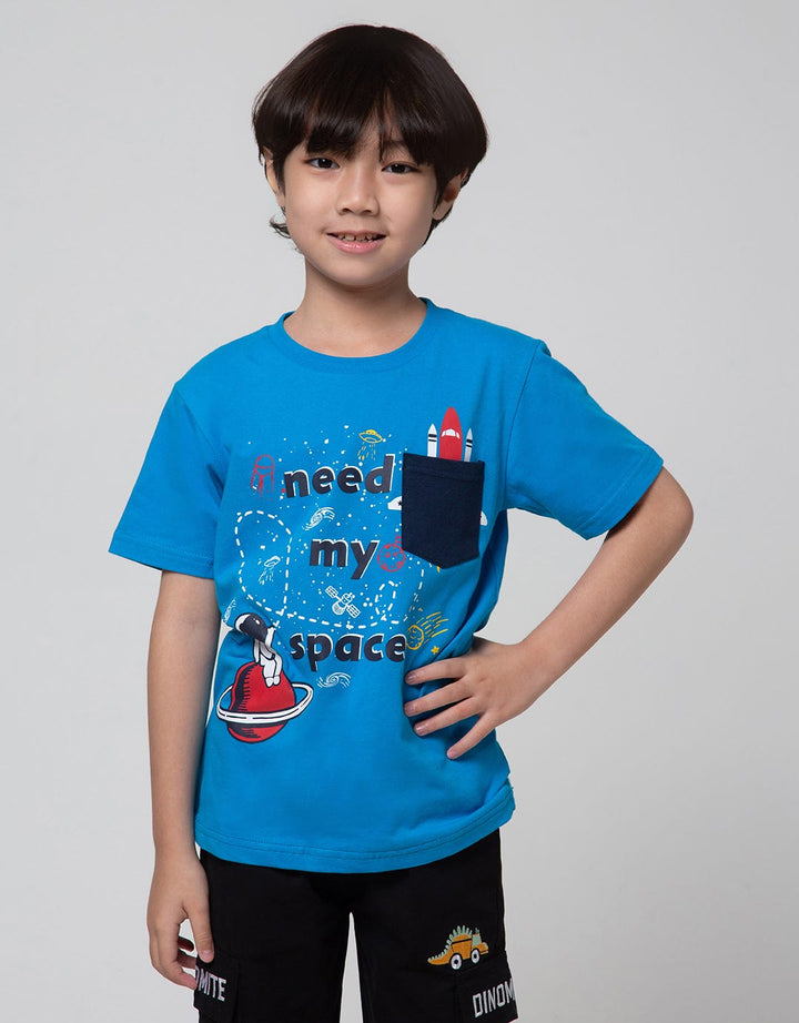 Little M Short Sleeve T-Shirt Need My Space Pocket