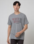Cole Never Afraid Kaos Kasual Pria
