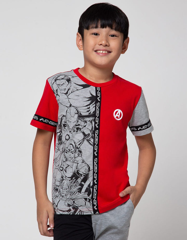 Marvel T-Shirt Avengers Cutsewn Team Twill Tape