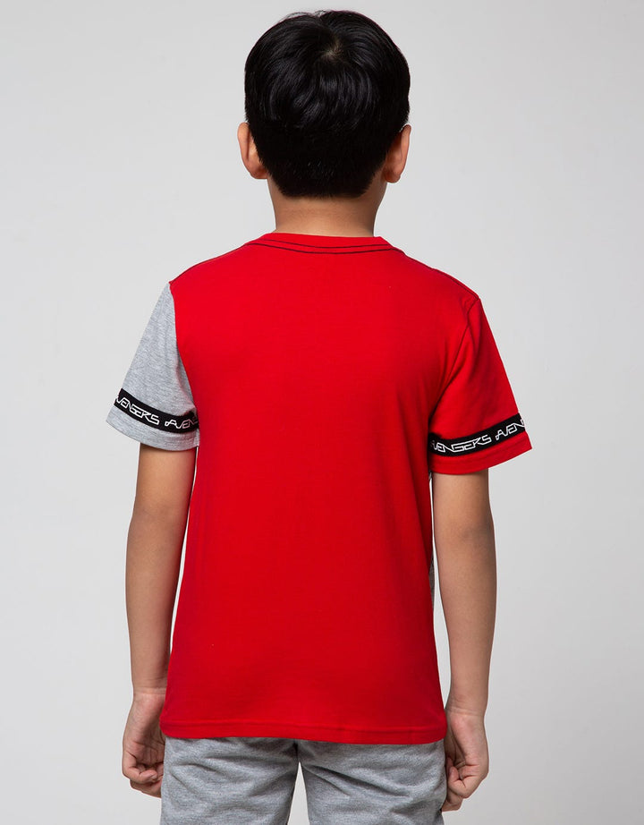 Marvel T-Shirt Avengers Cutsewn Team Twill Tape