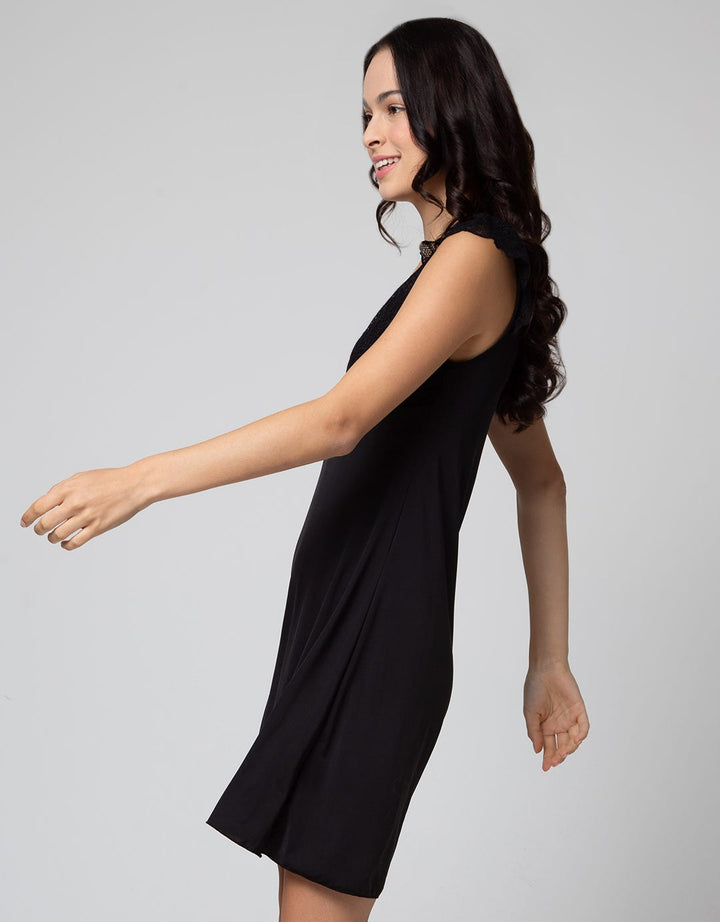 St. Yves Lingerie Lace V Neck Wanita