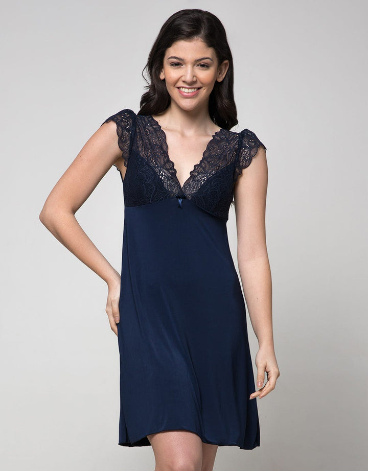 St. Yves Lingerie Lace V Neck Wanita