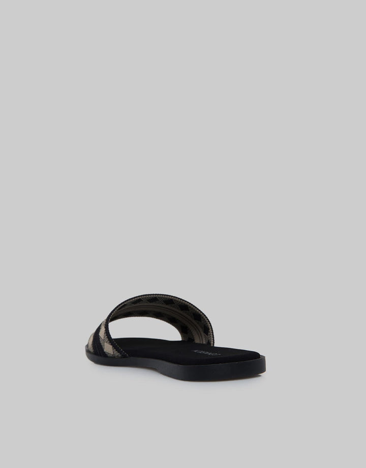 Connexion Slipper Sandals Stripe Motif