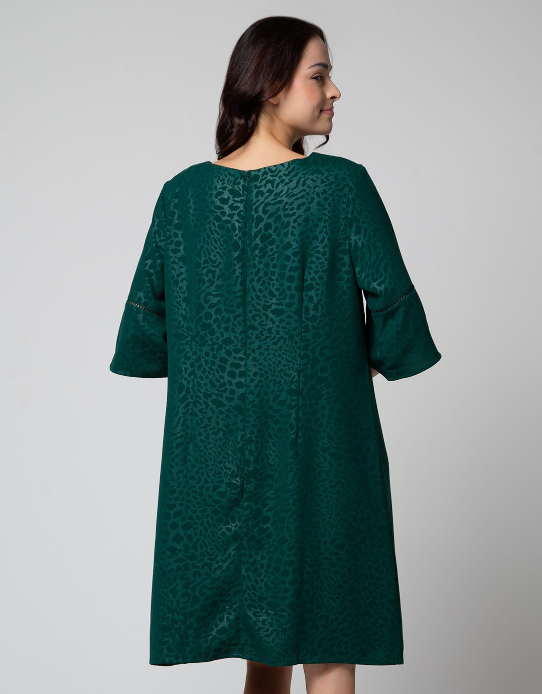 St. Yves Short Sleeve Midi Dress Laces With Emboss Fabric