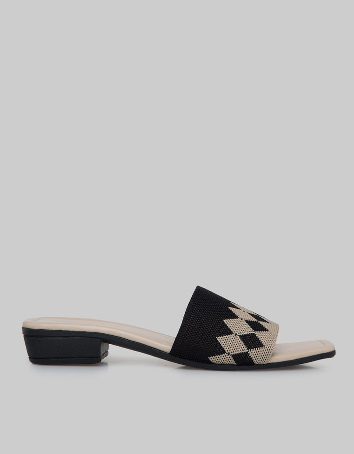 Connexion Slipper Sandals Two Tone Color Strap