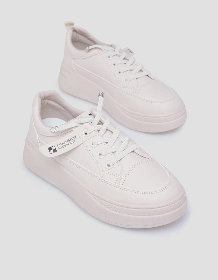 St.Moritz Sepatu Sneakers