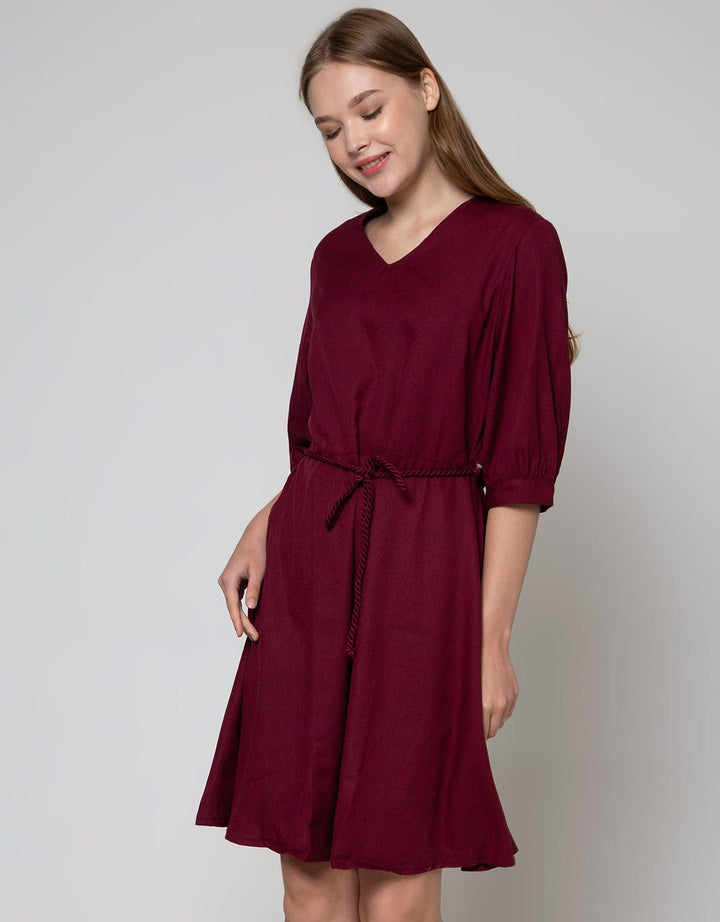 Expand Alyson Midi Dress Wanita