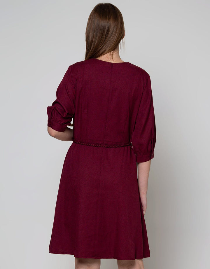 Expand Alyson Midi Dress Wanita