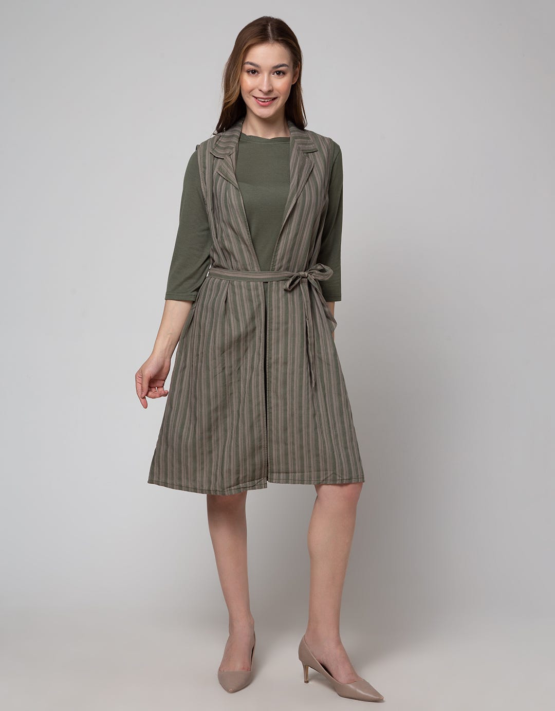 EXPAND CASUAL DRESS