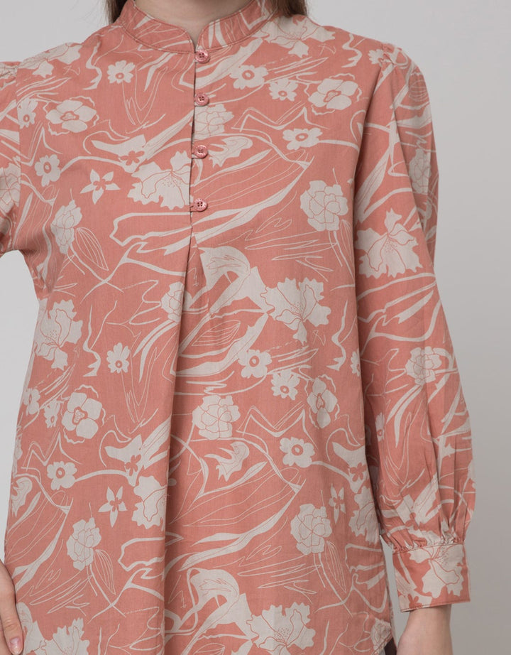 Expand Marzanna Blouse