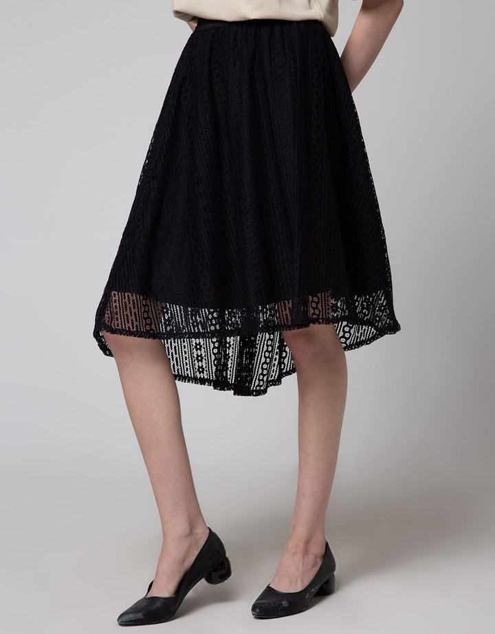 Connexion Lace Flowy Rok Mini Wanita