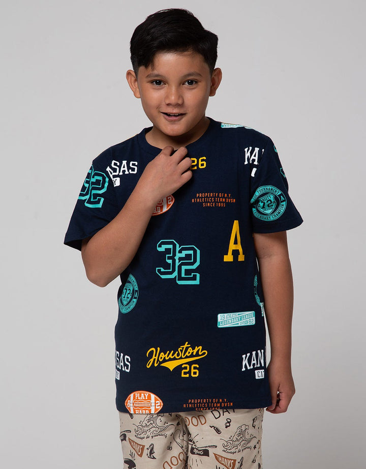 Nevada Varsity Print Kaos Anak Laki-laki