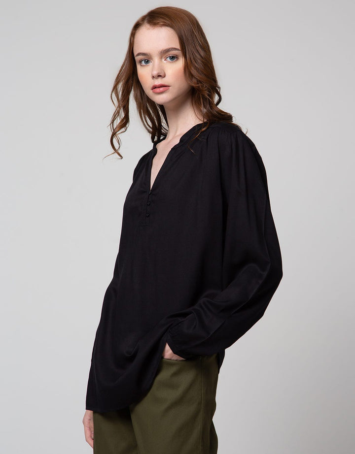 St. Yves Long Sleeve Blouse Twoven Licaevo Fabric